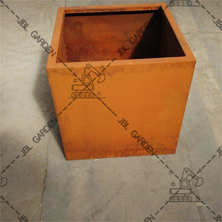 Long Steel Planter