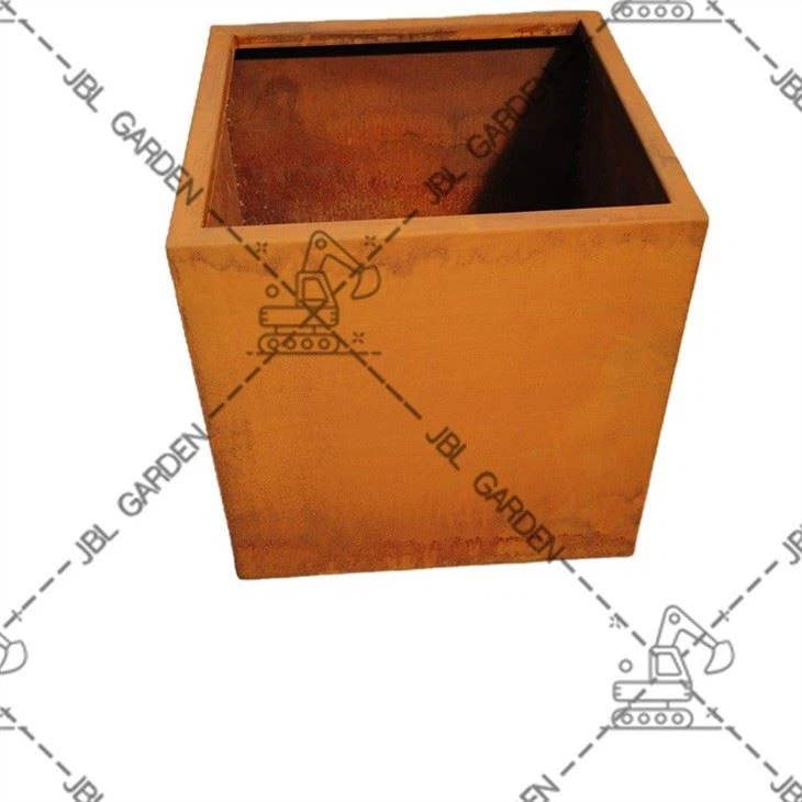 Medium Planters
