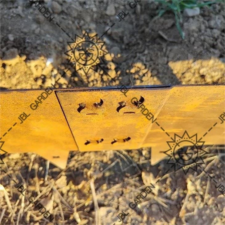 Metal Garden Landscape Edging