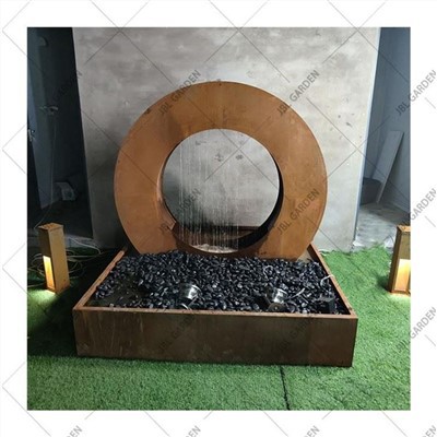 Metal Yard Art Round Water Table