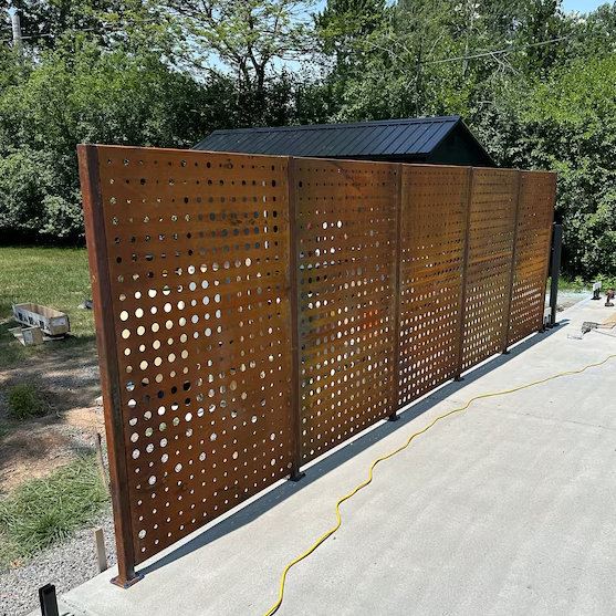 Skrin tal-Azzar Corten Laser Cut