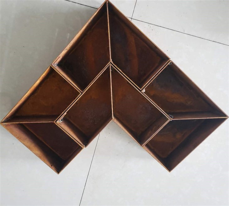 Metal Planter With Modern Shape suppliers