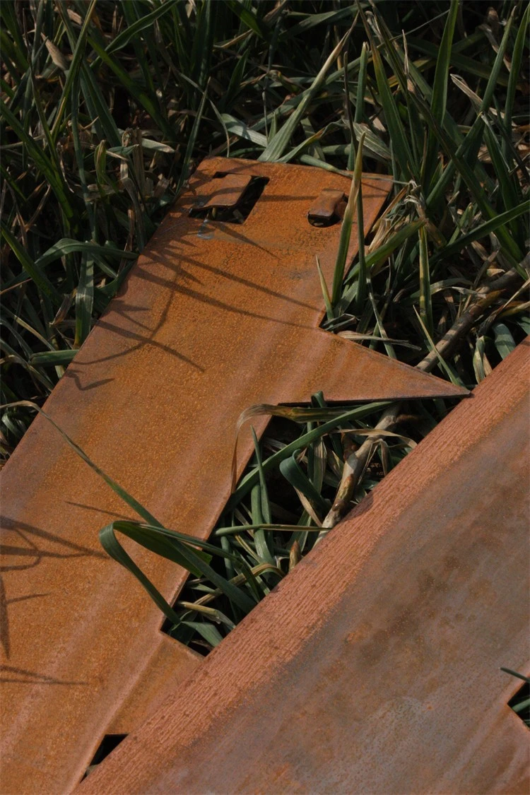 Minimalist Corten Steel Landscaping Edging For Contemporary Gardens high quality