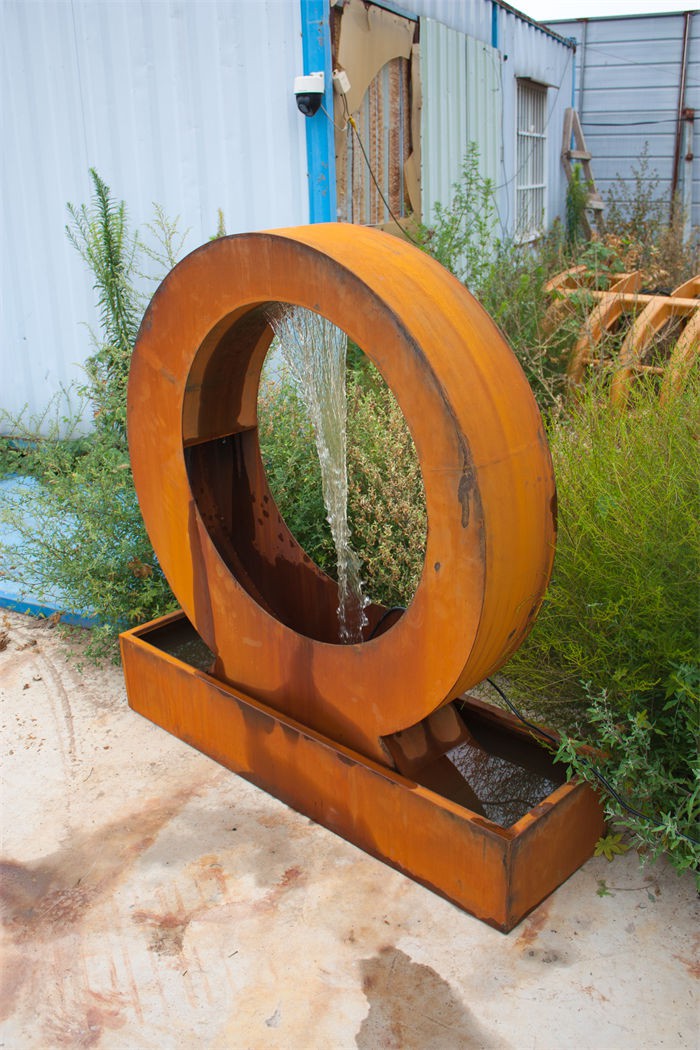 Round Steel Water Table Fountain