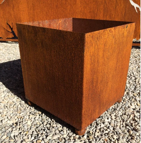 Rusted Steel Flowerpots